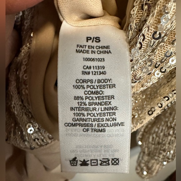 Dynamite Gold Sequin Blouse - Picture 5 of 7